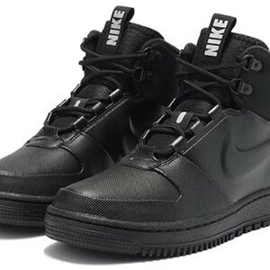 Nike Path Winter Triple Black Sneaker Boots Men's Size 13 BQ4223-001 Athletic